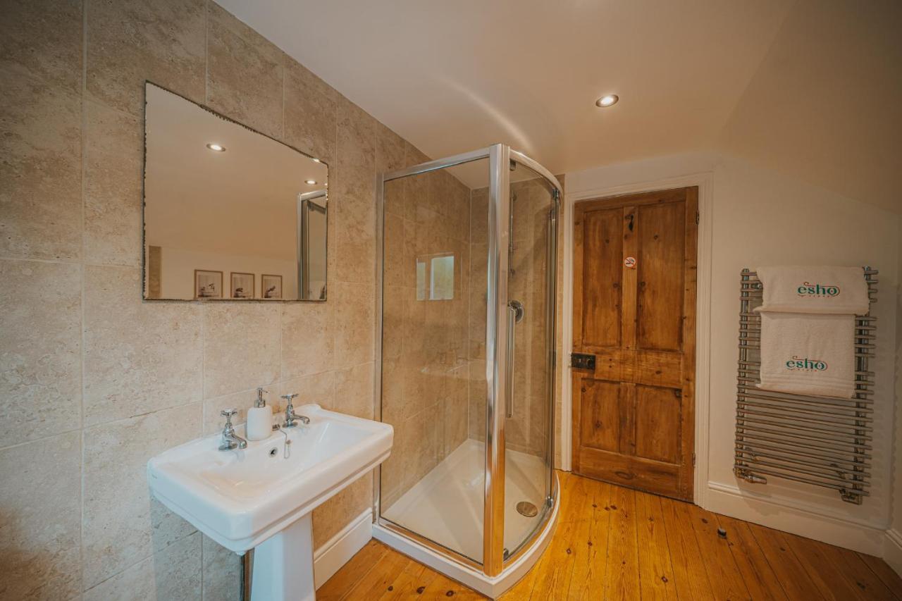 Cotswolds- Homely 2 Bed House With Garden, Wifi - Esho Stays Cirencester Eksteriør billede